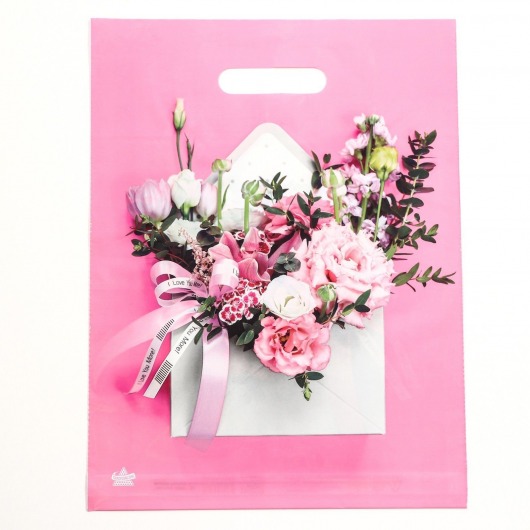Розовый пакет с цветочным принтом и вырубной ручкой (40х31 см) - Сима-Ленд - купить с доставкой в Якутске